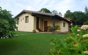 Apartamentos El Perujo